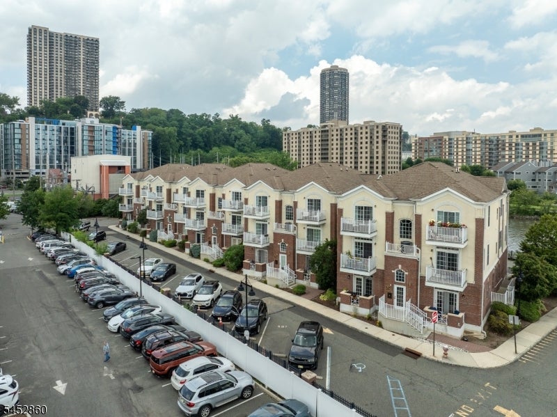 7706 Marine Rd 112