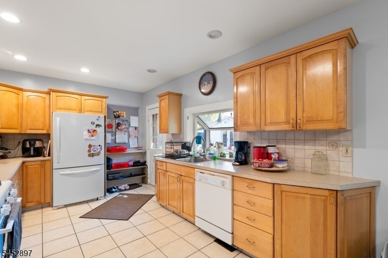 179 Long Pond Rd