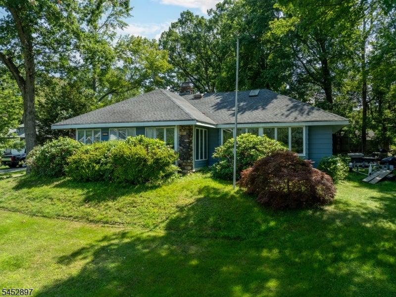 179 Long Pond Rd