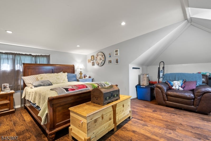 179 Long Pond Rd