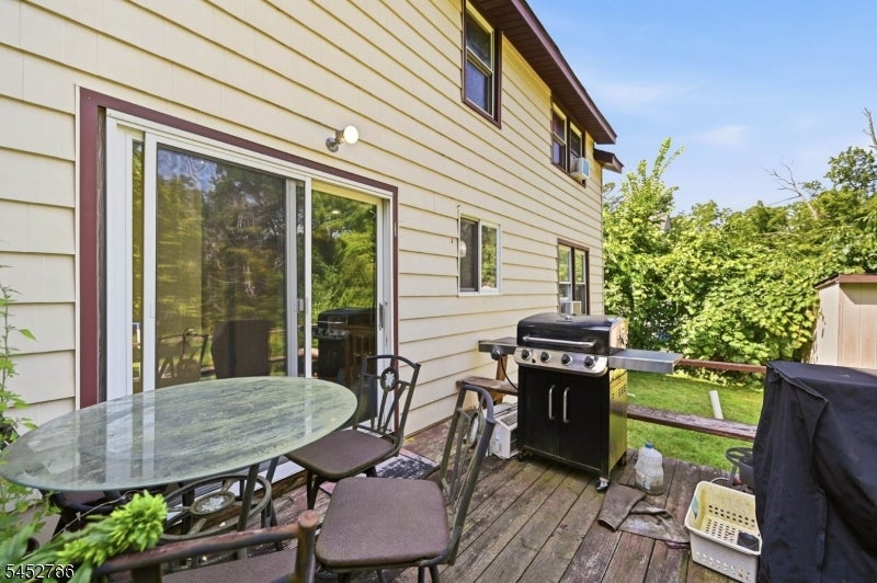 65 Marshall Hill Rd