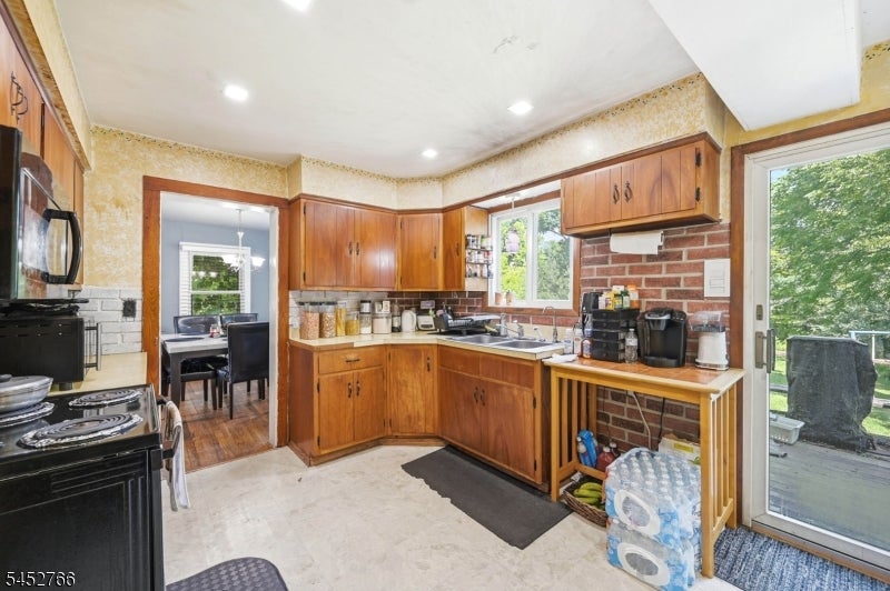 65 Marshall Hill Rd