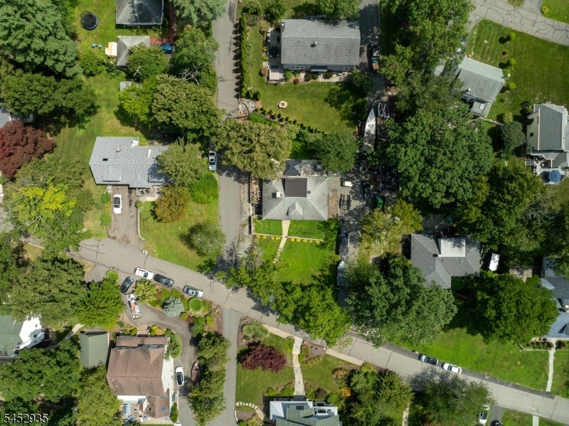 175 Long Pond Rd