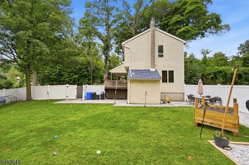 19 Northwestern Way