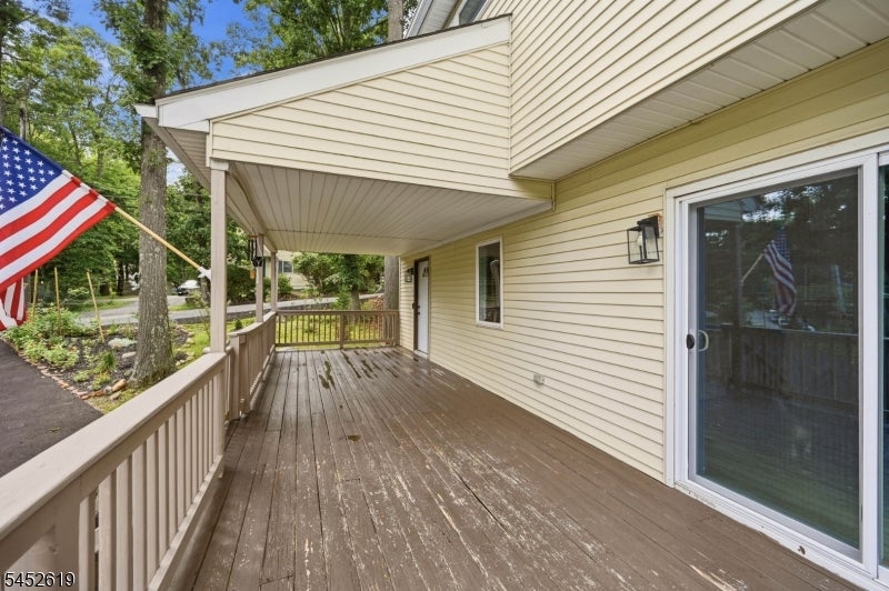 19 Northwestern Way