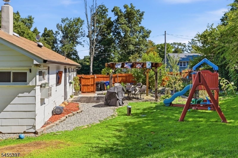 590 Ridge Rd