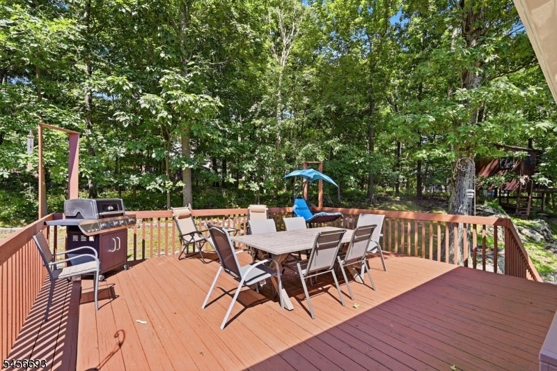 25 Elm Tree Rd