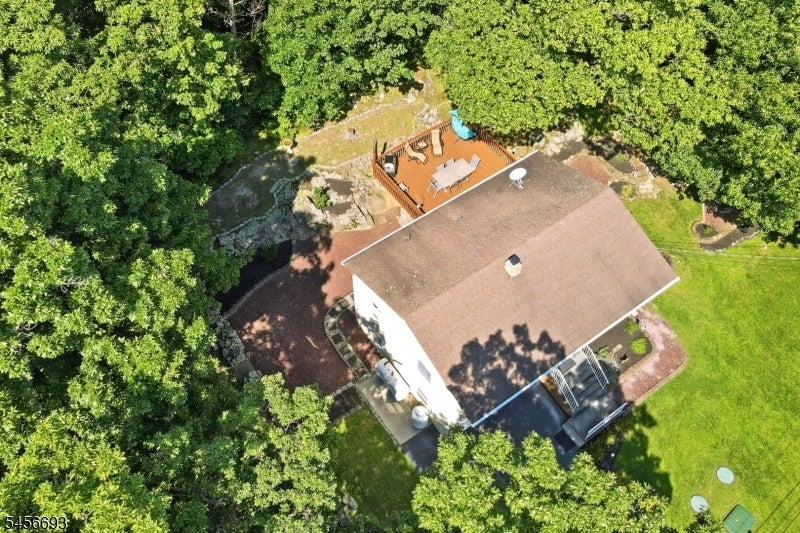 25 Elm Tree Rd