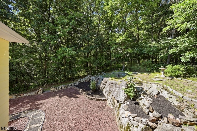 25 Elm Tree Rd