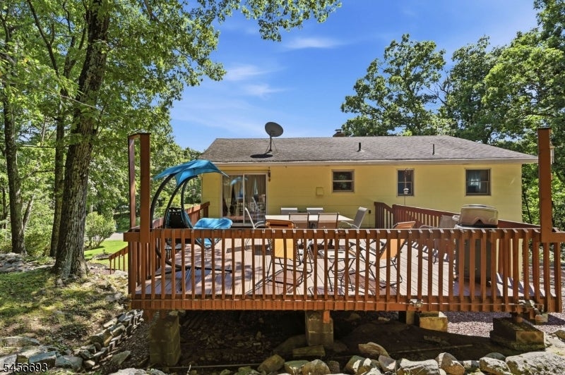 25 Elm Tree Rd