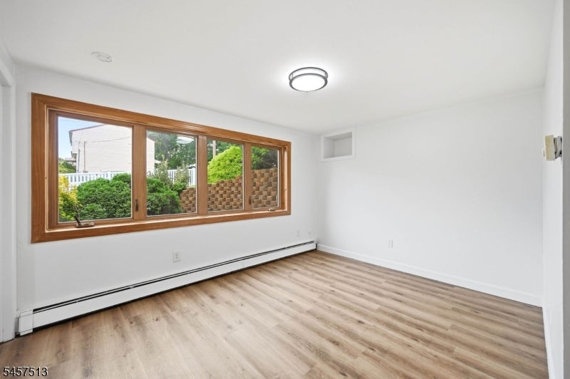37 Hazelview Ave