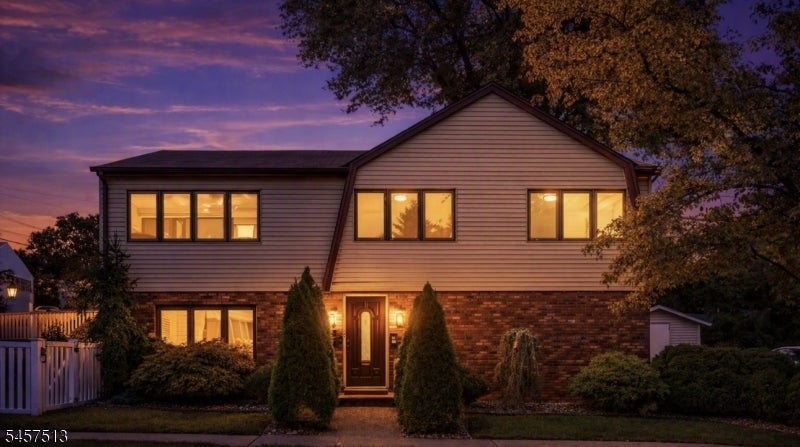 37 Hazelview Ave