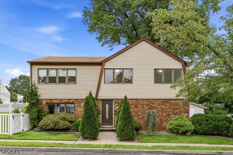 37 Hazelview Ave