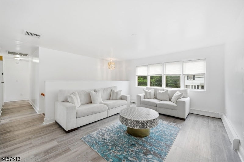 37 Hazelview Ave