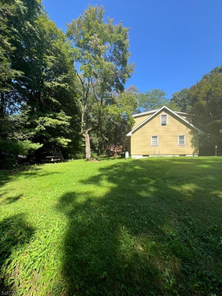 15 Brook Rd