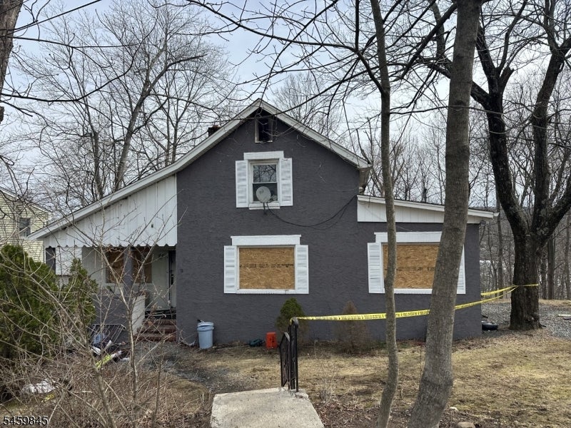 9 Cedarbrook Rd