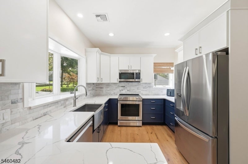 212 Long Pond Rd