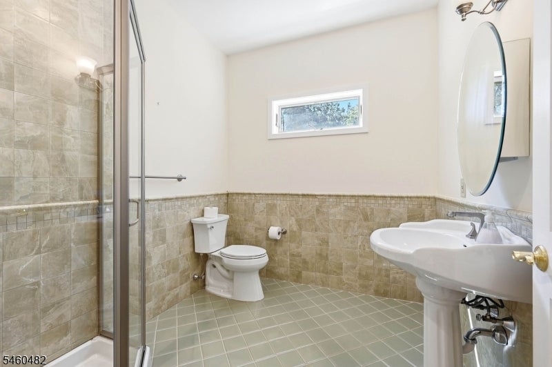 212 Long Pond Rd