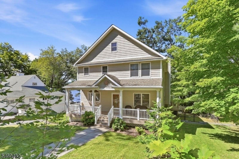 212 Long Pond Rd