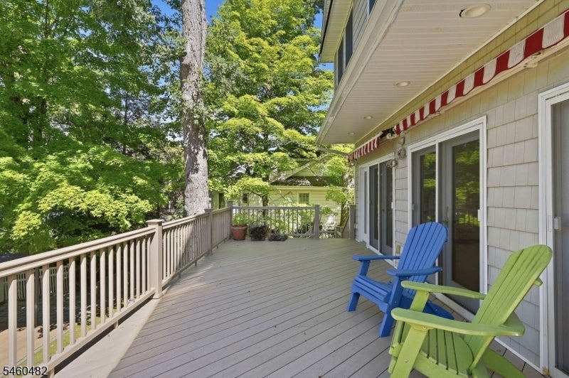 212 Long Pond Rd