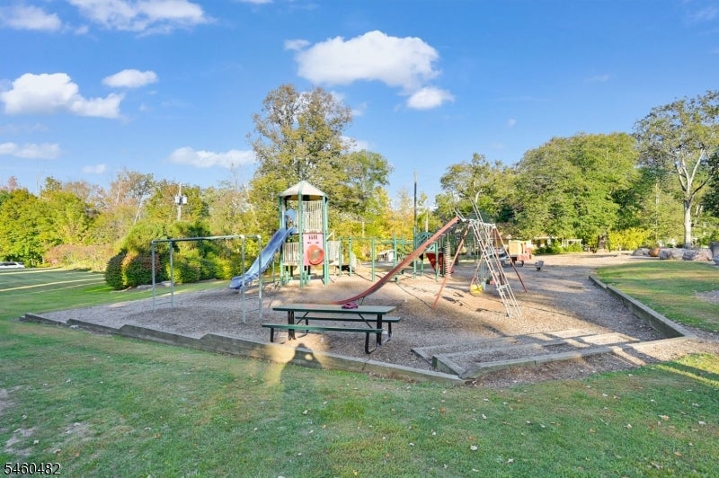 212 Long Pond Rd