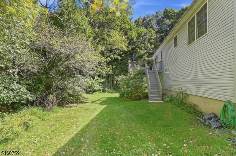 46 Melinda Ln