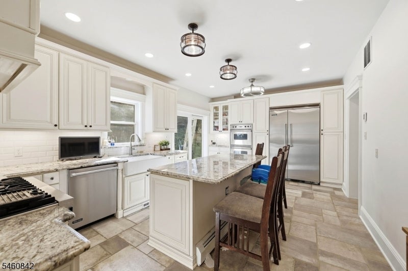 50 Ancora Rd