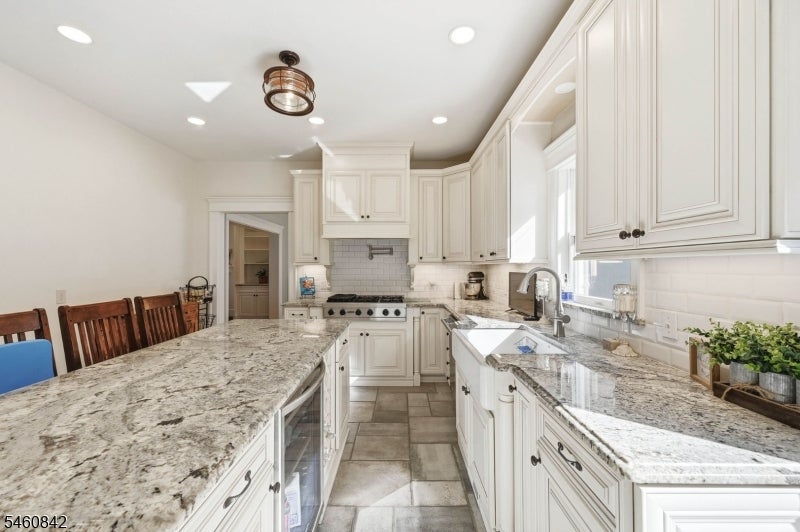 50 Ancora Rd
