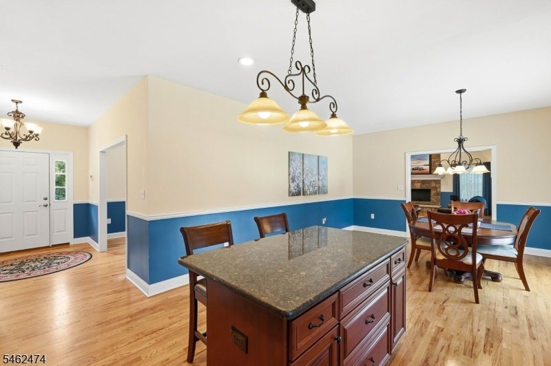 58 Leslie Dr