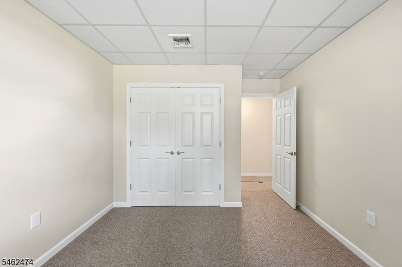 58 Leslie Dr