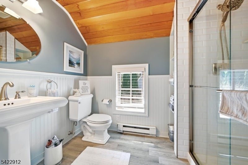 173 Point Breeze Dr