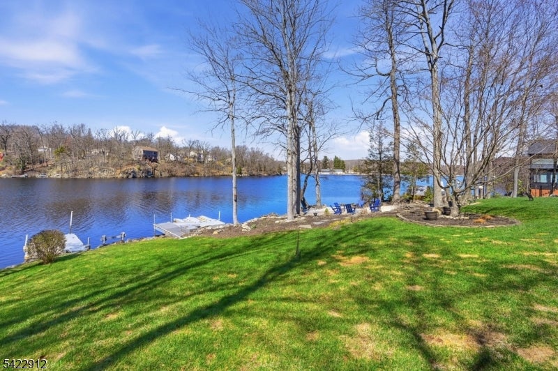 173 Point Breeze Dr