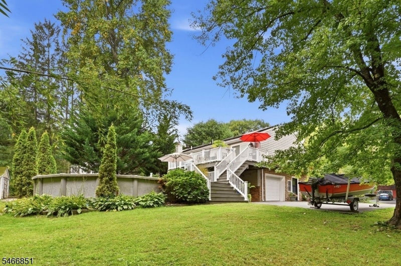 9 Ponderosa Pl