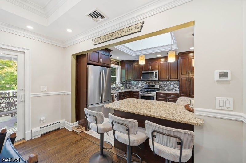 9 Ponderosa Pl