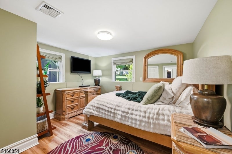 9 Ponderosa Pl