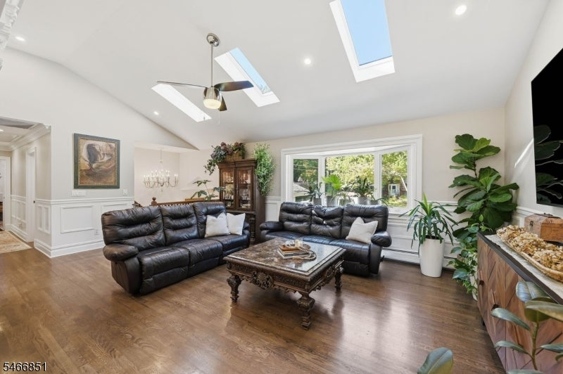 9 Ponderosa Pl