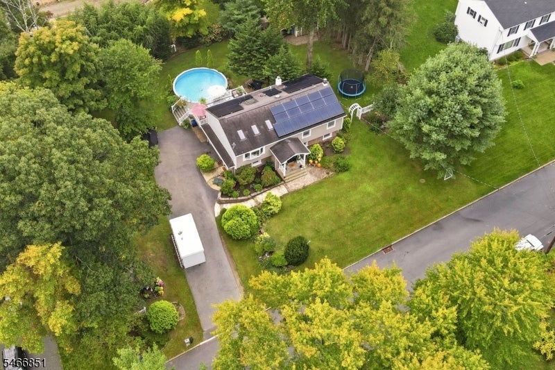 9 Ponderosa Pl