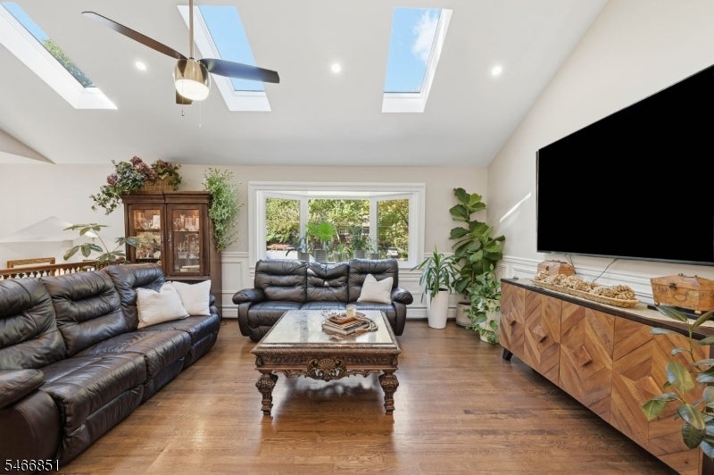 9 Ponderosa Pl