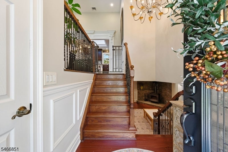9 Ponderosa Pl