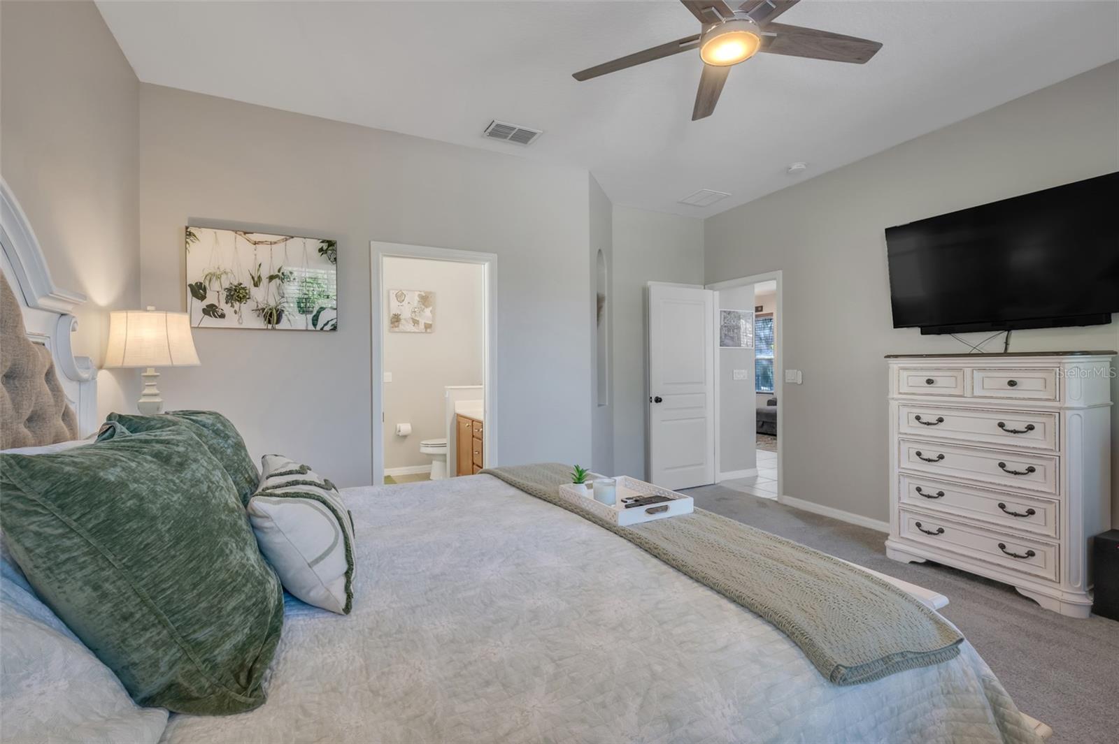 880 SUMMER OAKS RD