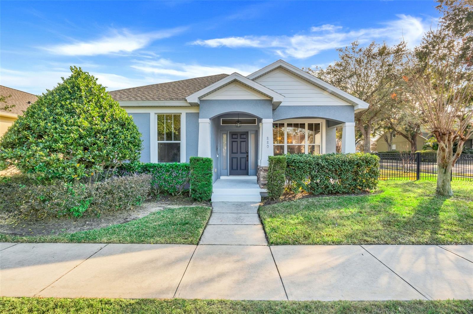 880 SUMMER OAKS RD