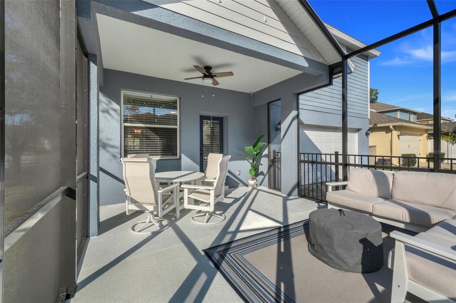 880 SUMMER OAKS RD