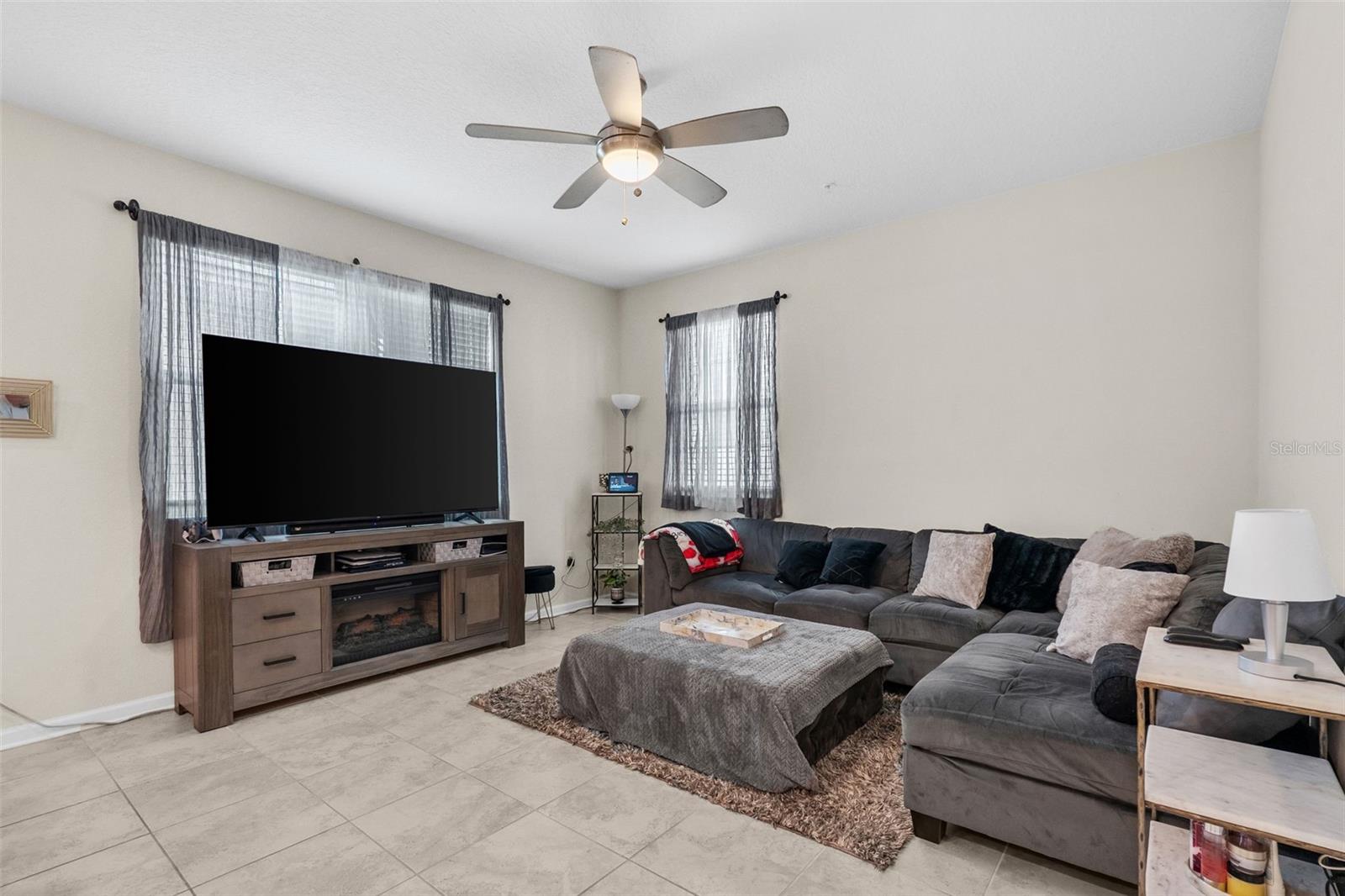 3105 AQUA VIRGO LOOP