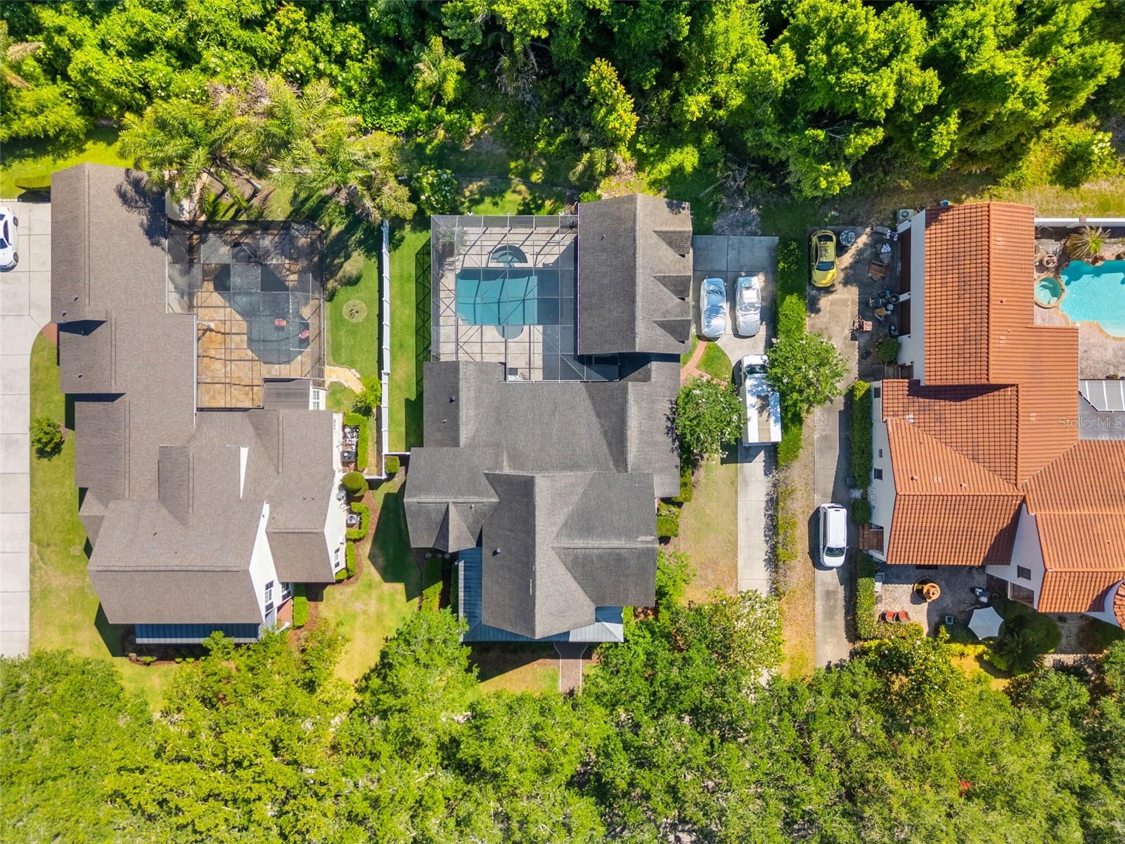 907 WESTPARK DR