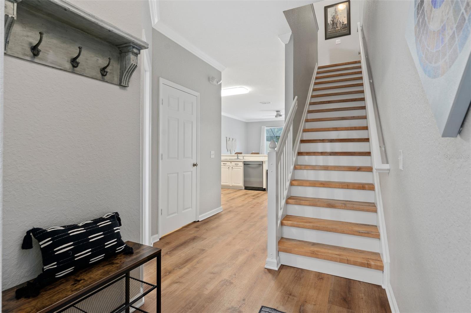 7667 OTTERSPOOL ST