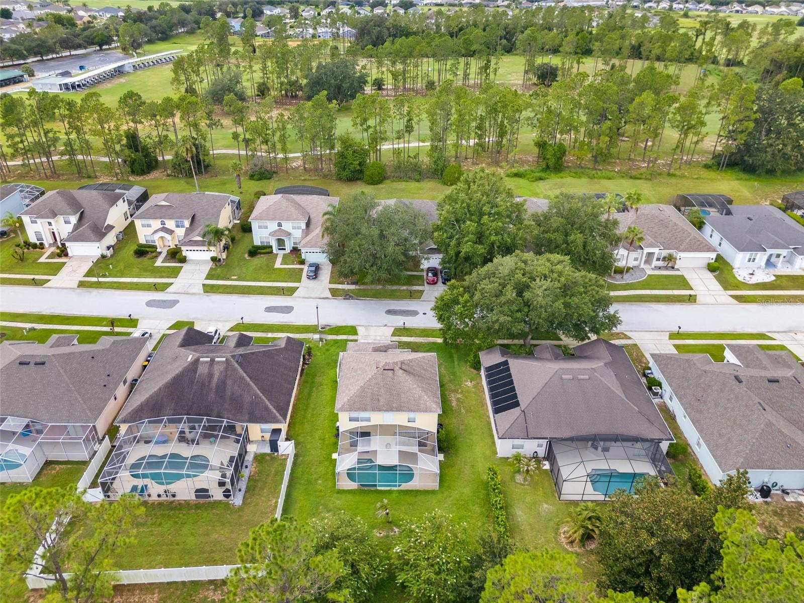 238 N HAMPTON DR