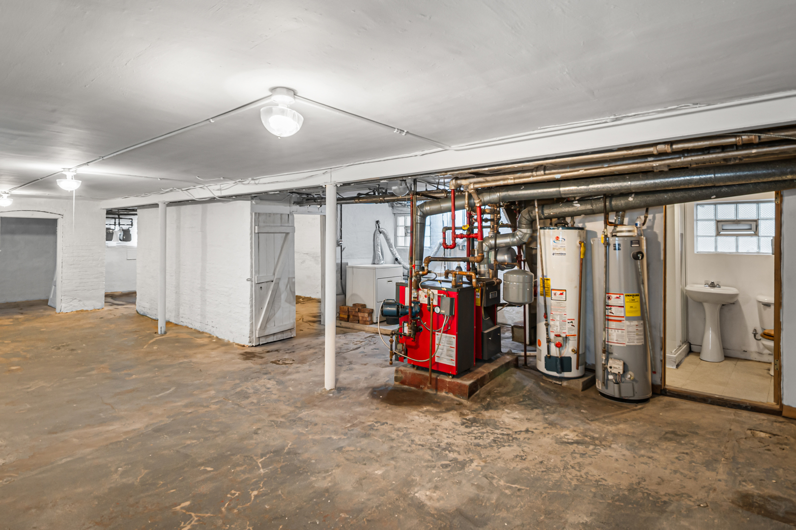 8638 S Escanaba Avenue