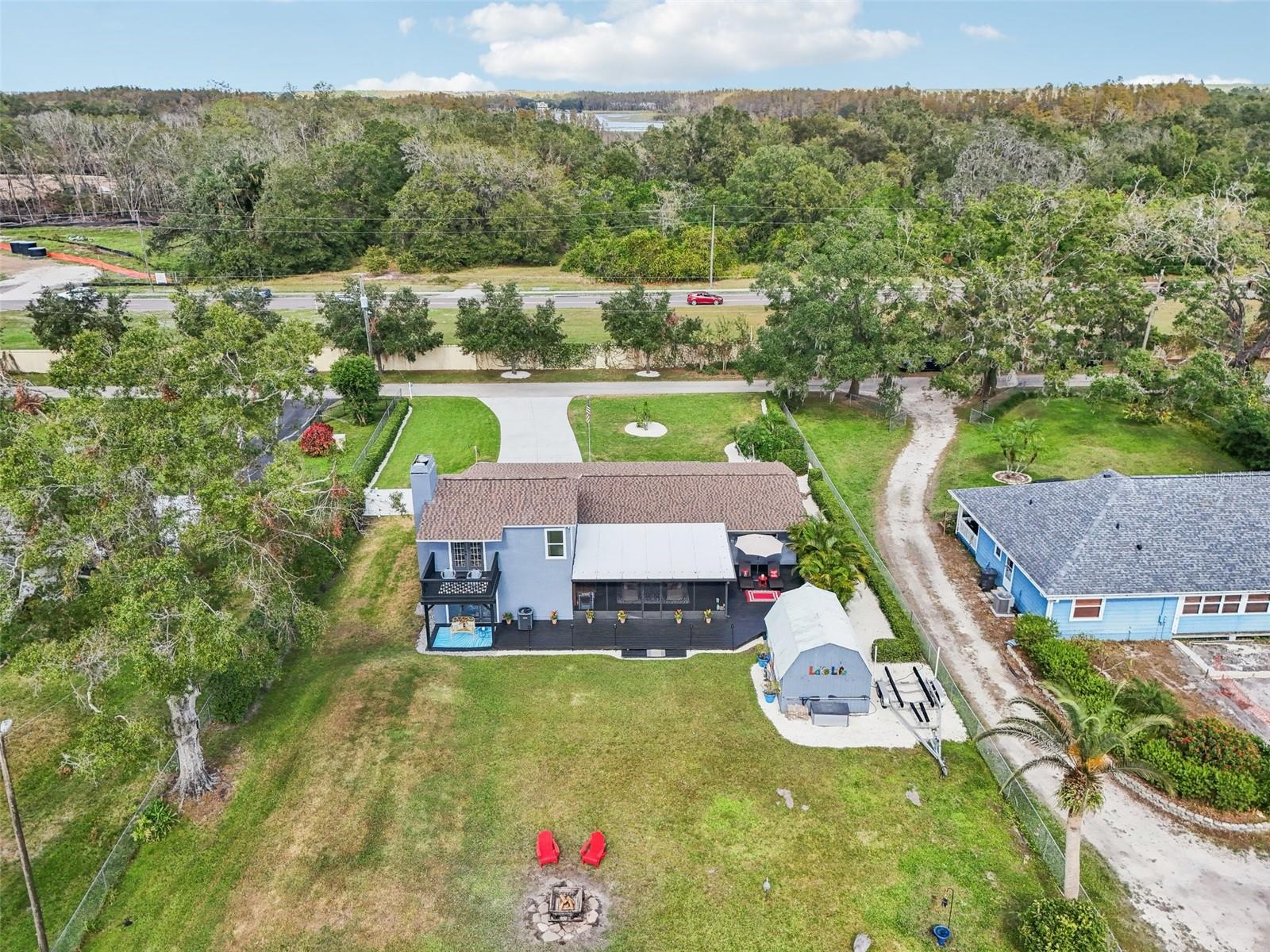 423 E COUNTY LINE RD