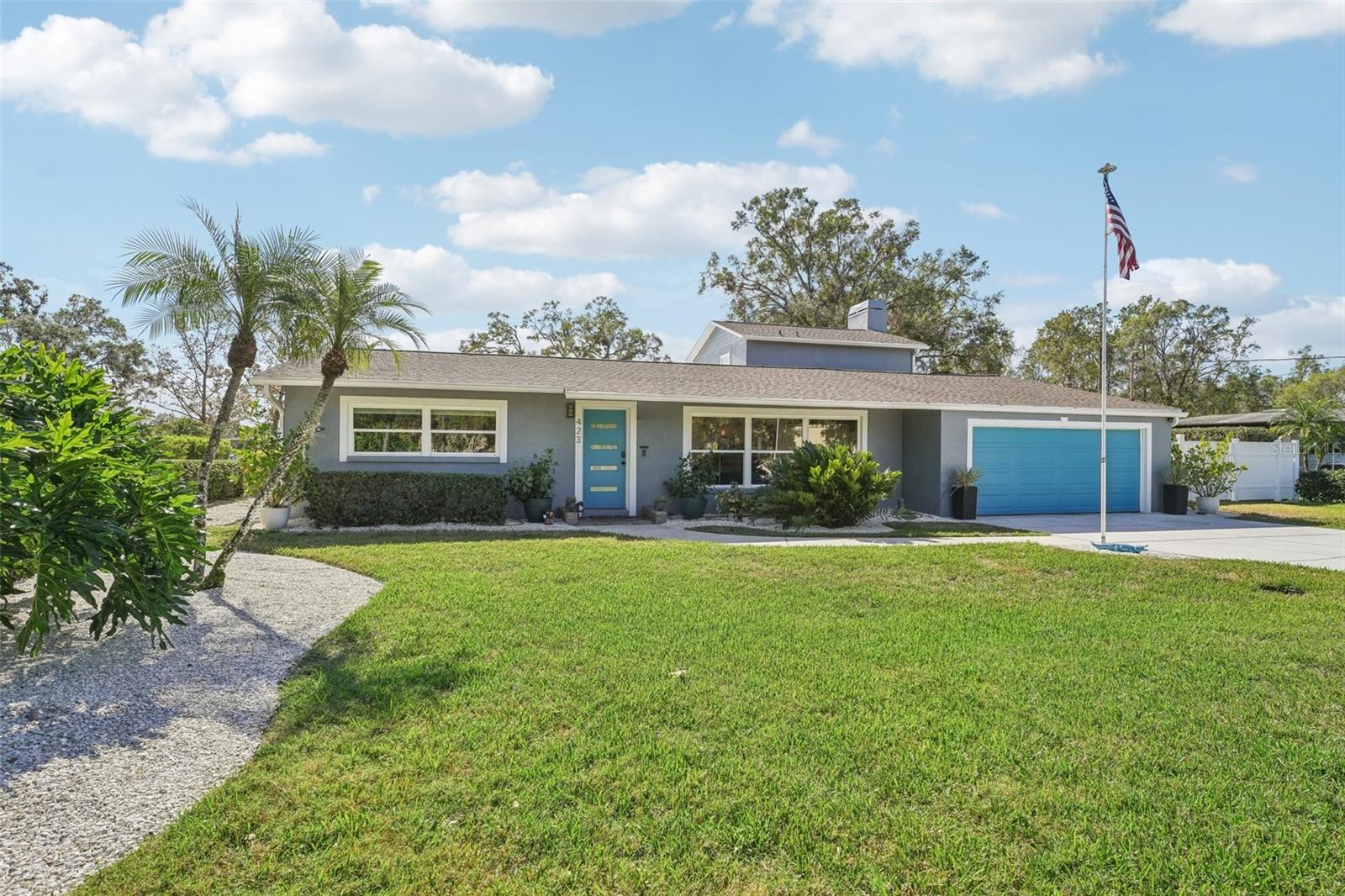 423 E COUNTY LINE RD