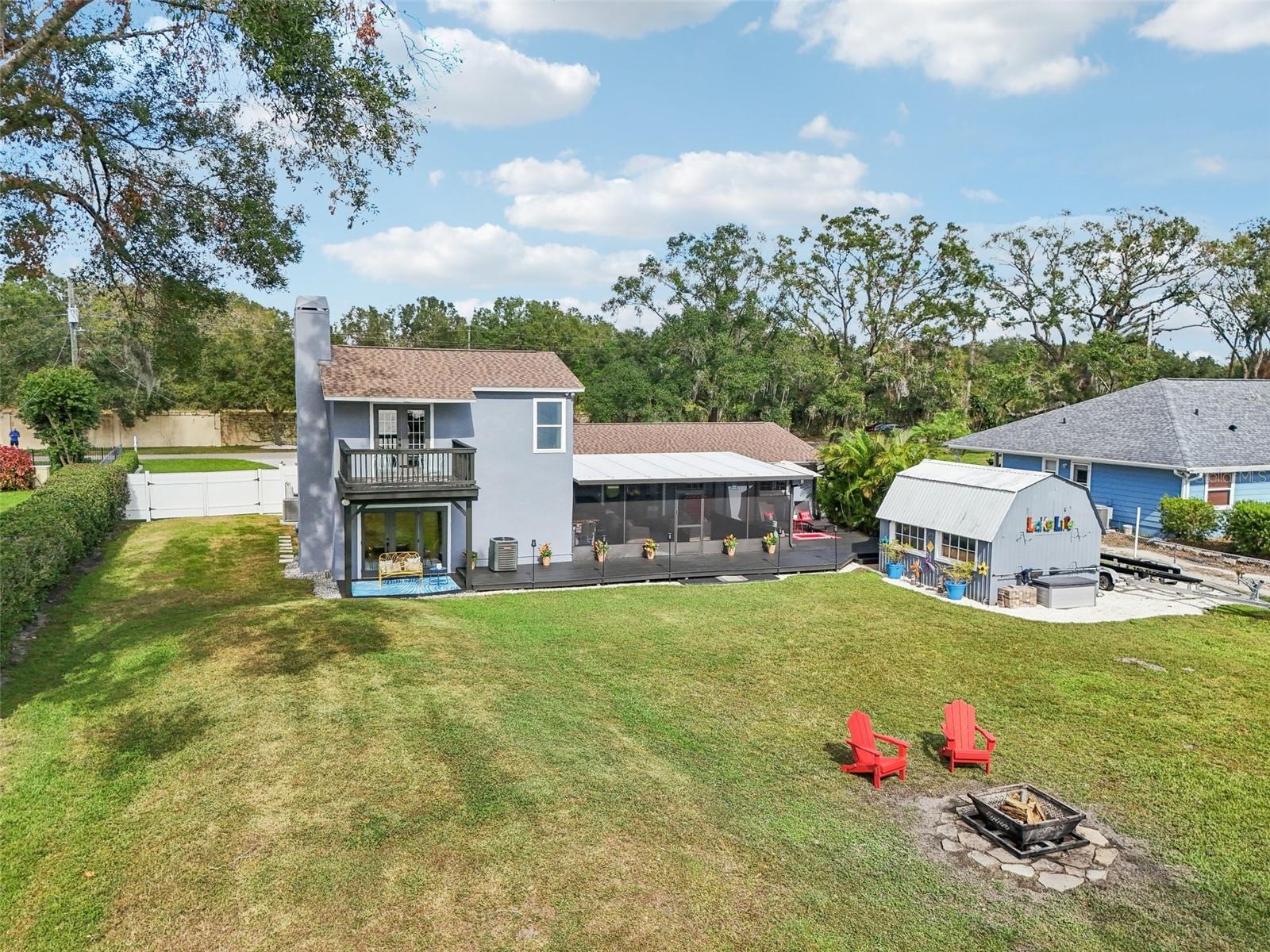 423 E COUNTY LINE RD